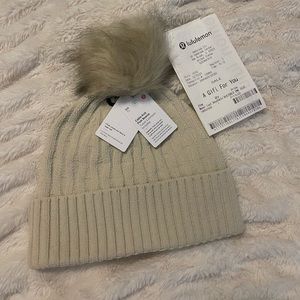 Lululemon Hat & Keychain NWT
